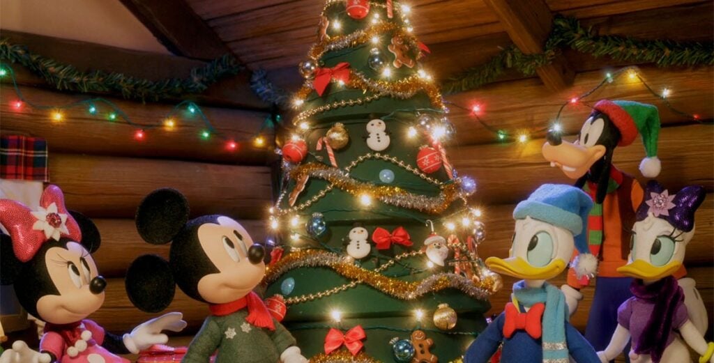 Mickey Saves Christmas - Christmas Shorts For Kids