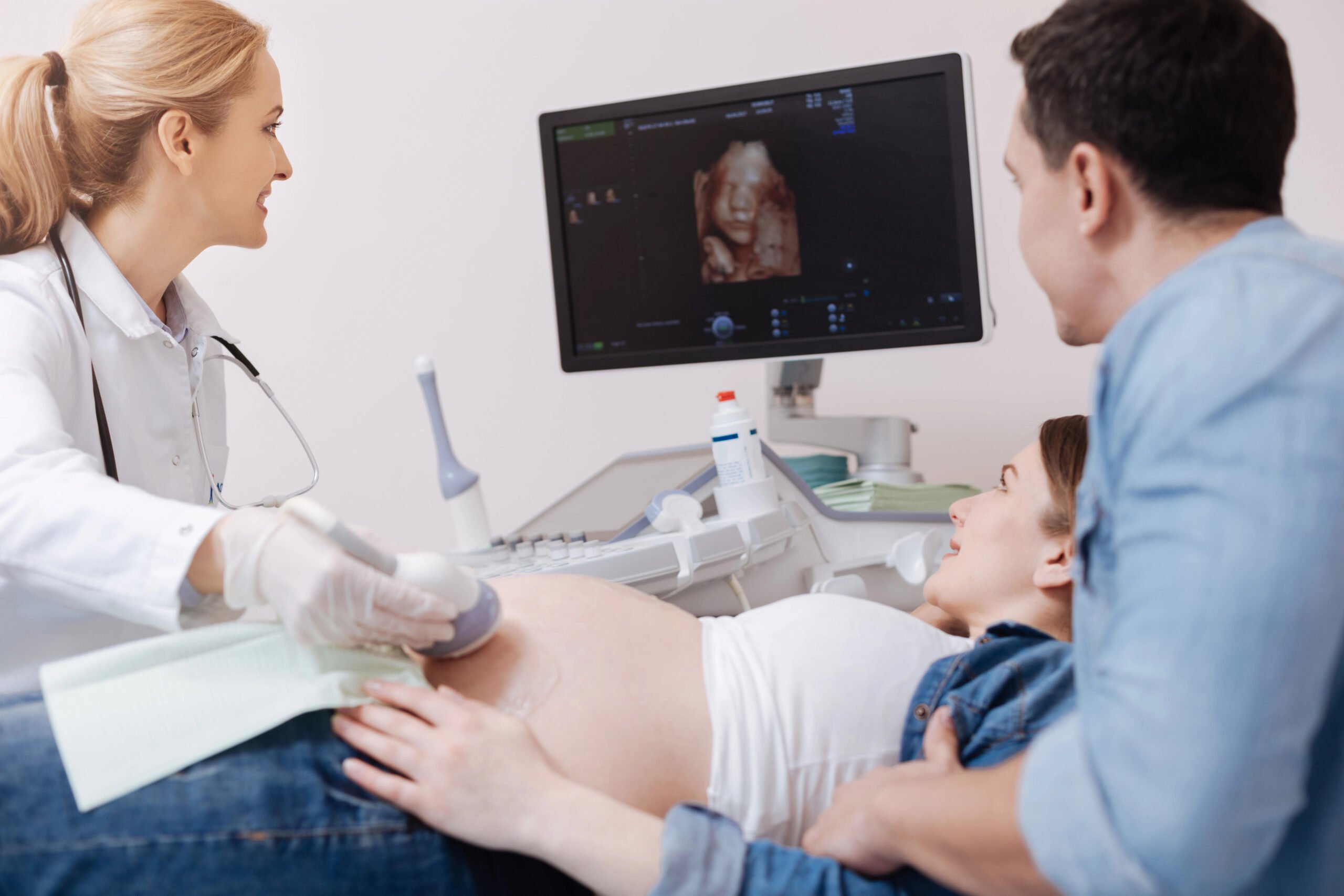 Signs of Preterm Labor That Expecting Moms Need To Recognize